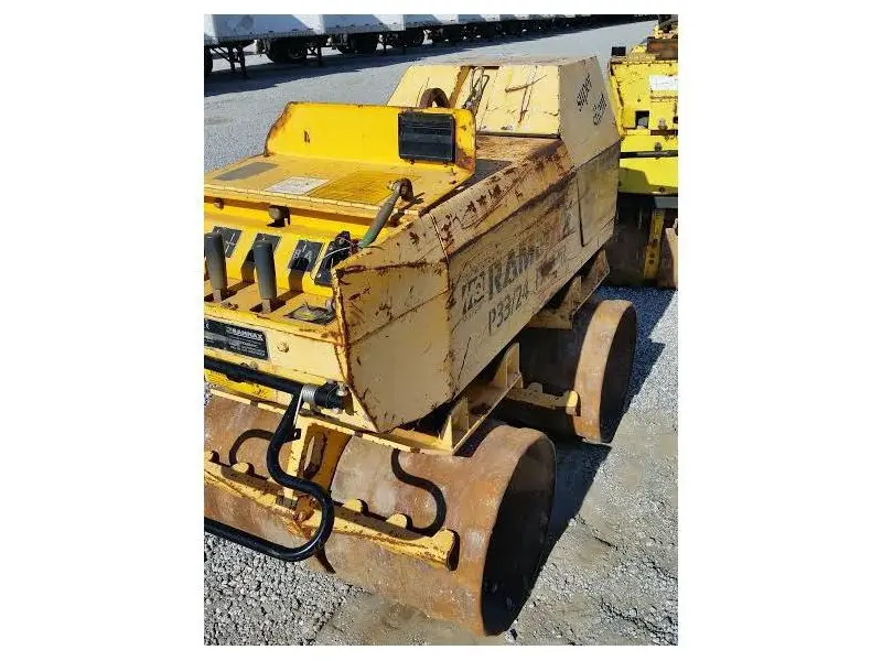 2006 RAMMAX P33/24HHMR