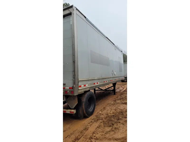 2010 GREAT DANE PUP TRAILER