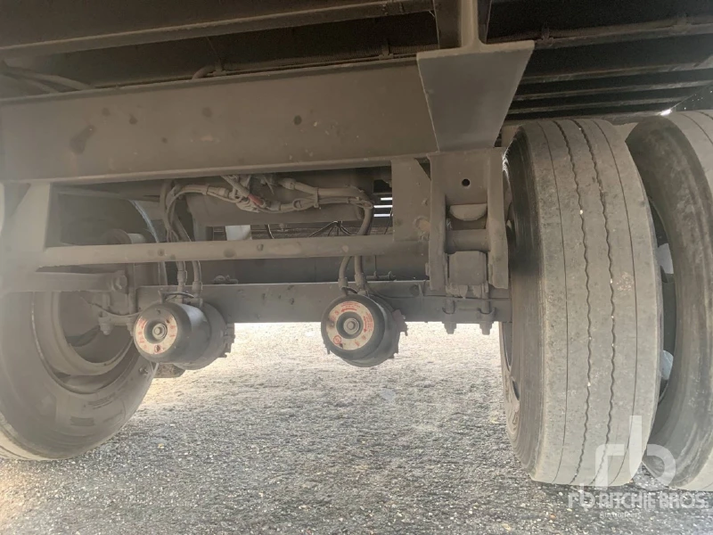 2009 GREAT DANE LIFT GATE