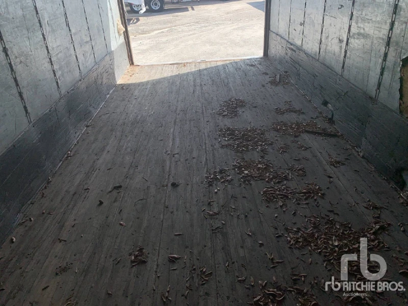 2007 GREAT DANE 28 X 102 PUP TRAILER