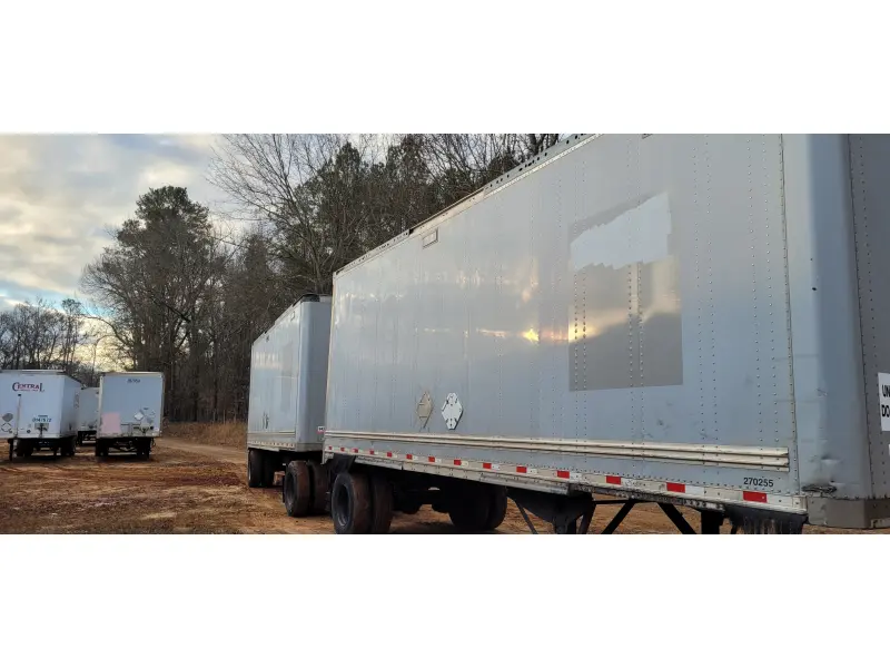 2009 STOUGHTON TRAILERS PUP VAN