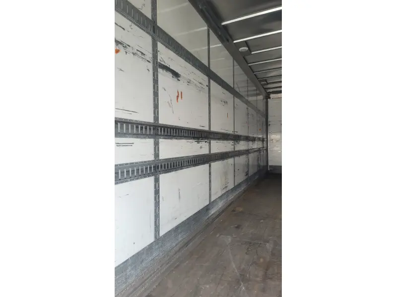 2017 GREAT DANE PUP TRAILER WITH MAXON ALUMINUM LIFT GATE AIR RIDE