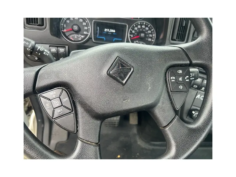 2021 INTERNATIONAL MV607