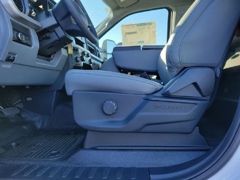 2026 FORD F550