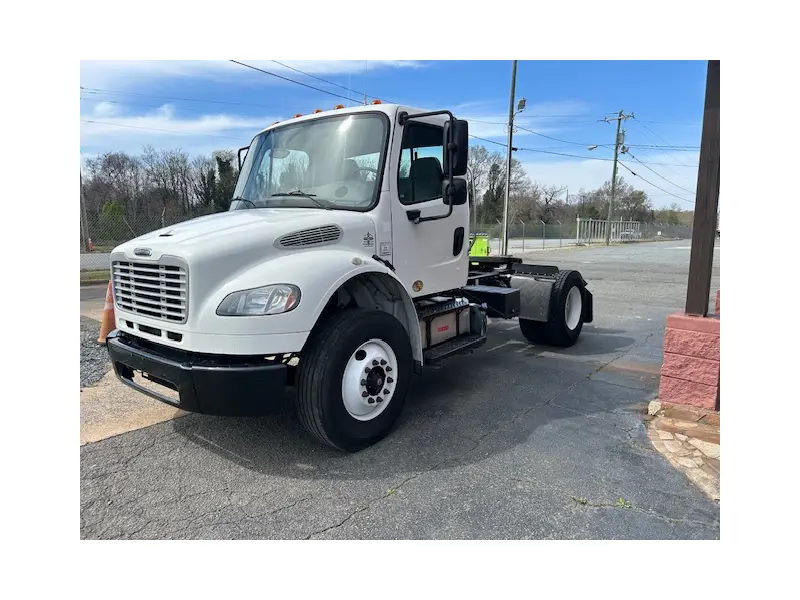 2018 FREIGHTLINER BUSINESS CLASS M2