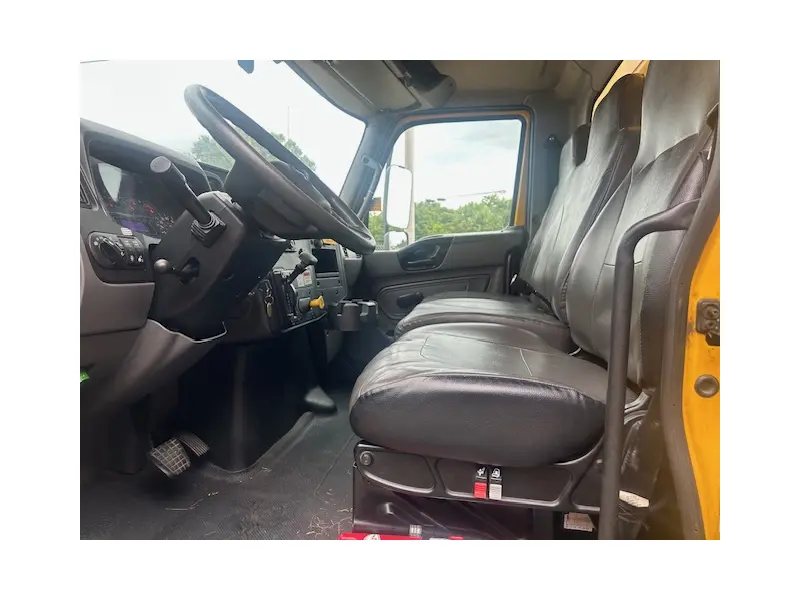 2020 INTERNATIONAL MV607