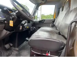 2020 INTERNATIONAL MV607